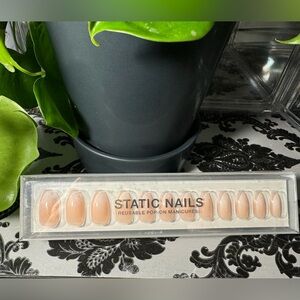 STATIC NAILS Reusable Pop-On Manicure MADEMOISELLE ~ Coffin